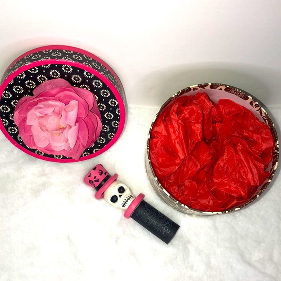 Sugar Skull Wine Cork Bottle Stopper - Picture 3 of 5